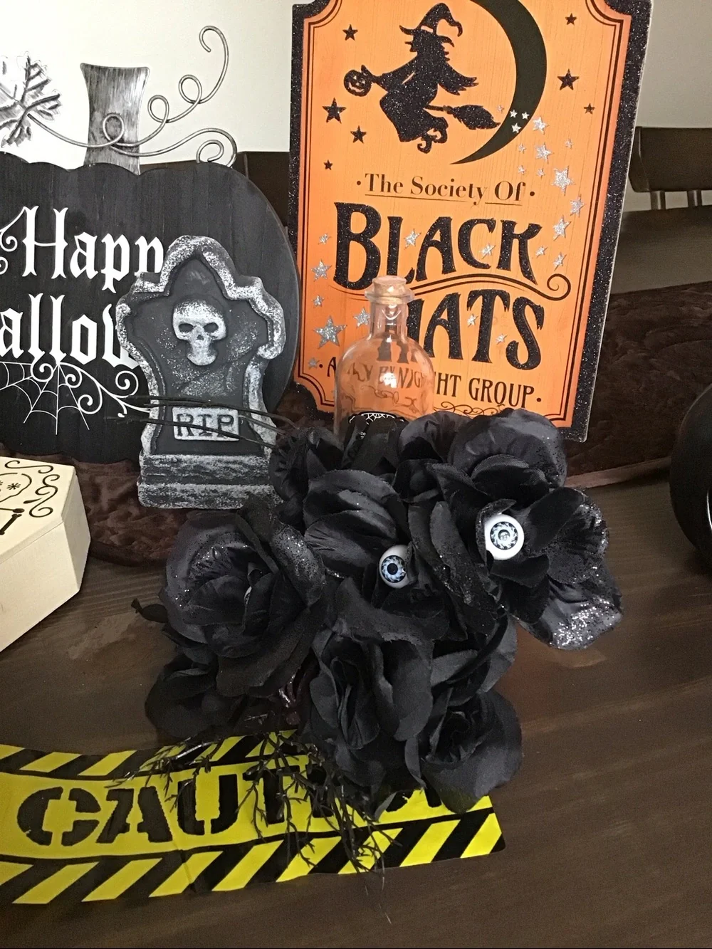 🎃 Halloween decoration lot, signs, pumpkins,tabletop decor
